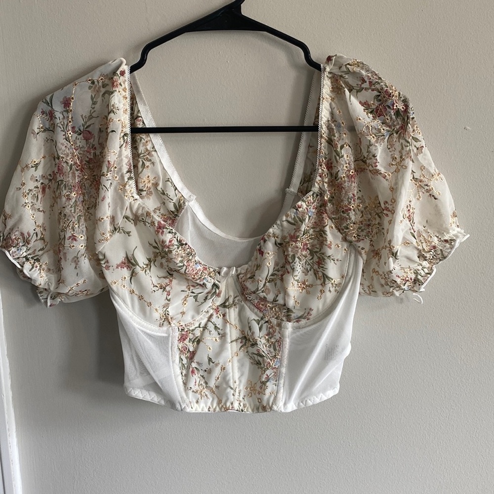 Brand; SHEIN. Size; M (fits like M/L)